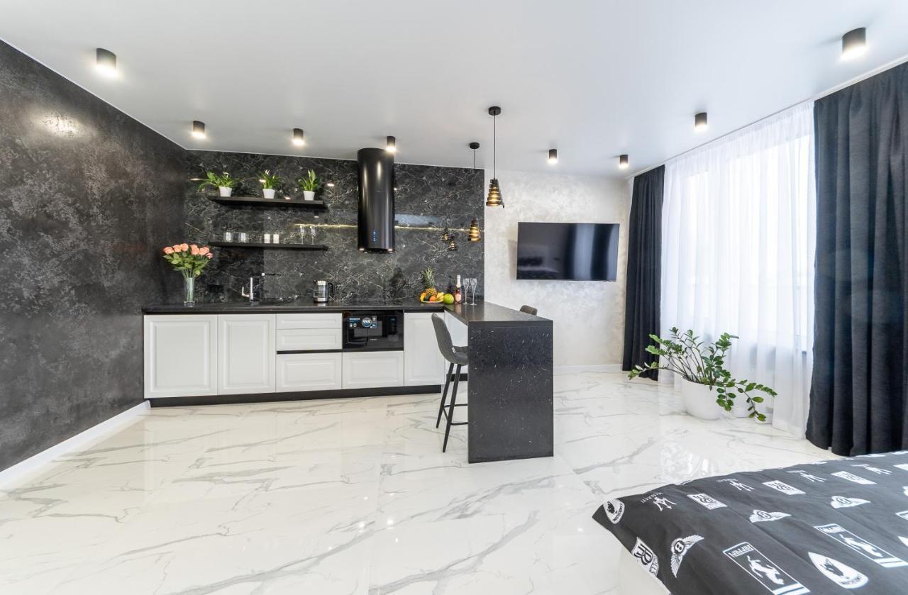 Лучшие Апартаменты На 2 Этаже В Жк Seven Kyiv Exterior photo