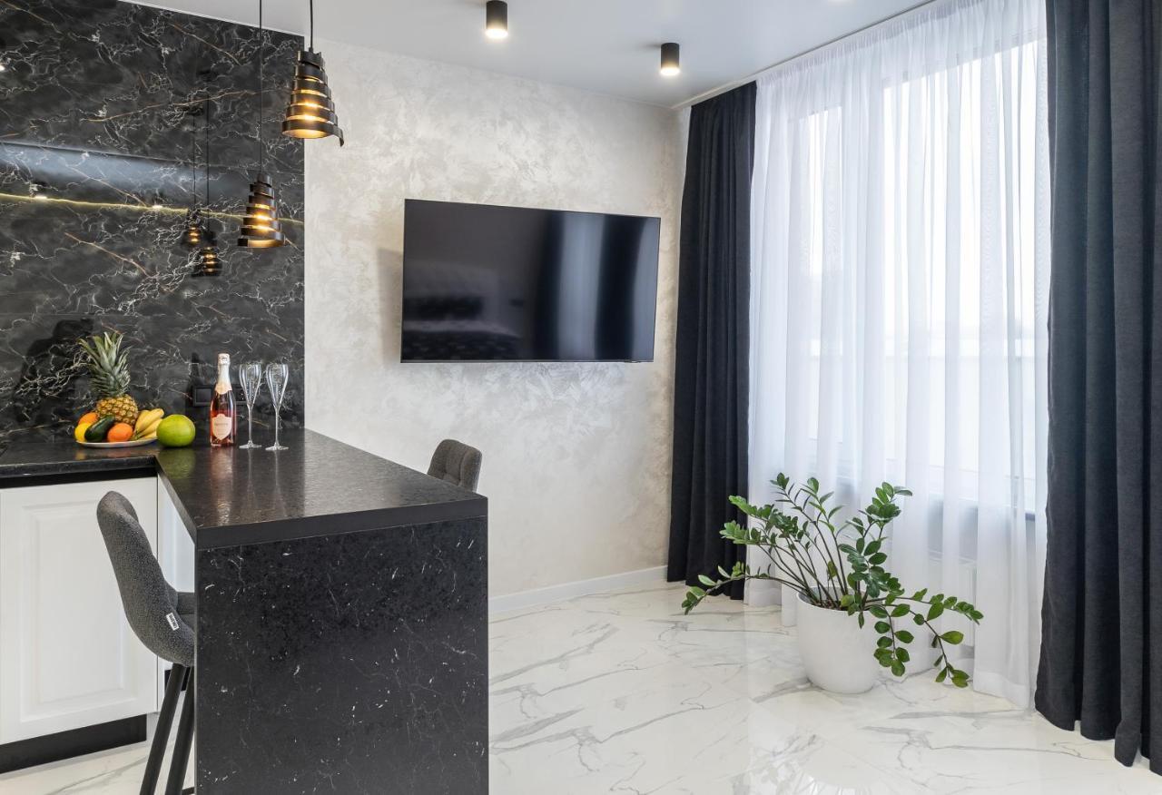 Лучшие Апартаменты На 2 Этаже В Жк Seven Kyiv Exterior photo